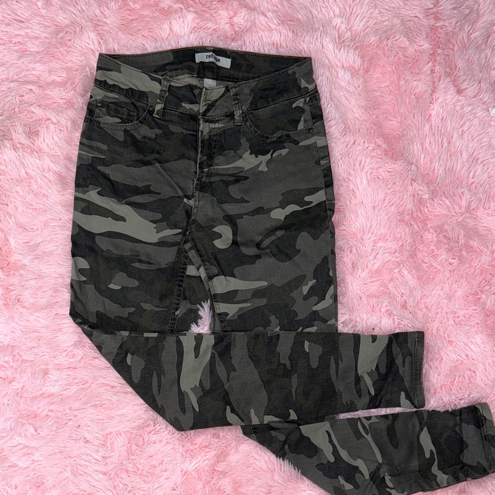 H&M Military Camo Print Skinny Jeans